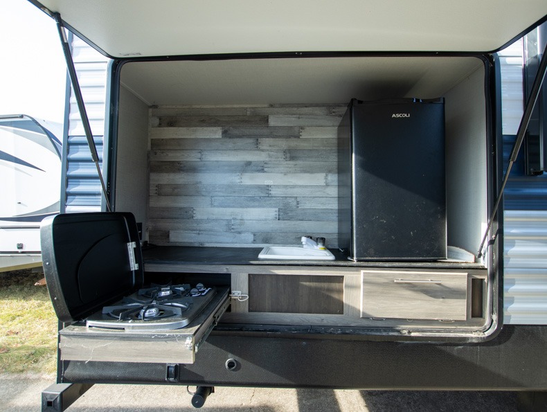 2021 CrossRoads Zinger ZR331BH, $ 0