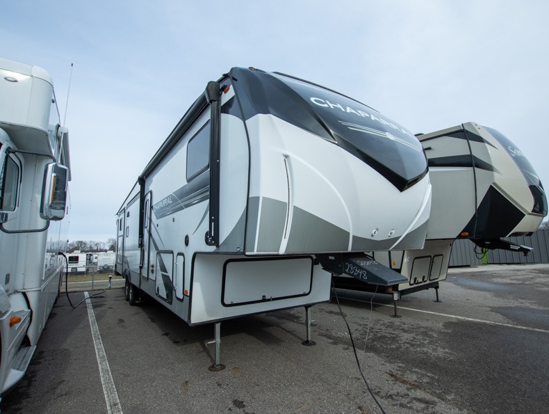 2022 Coachmen Chaparral 367BH, $ 65,990