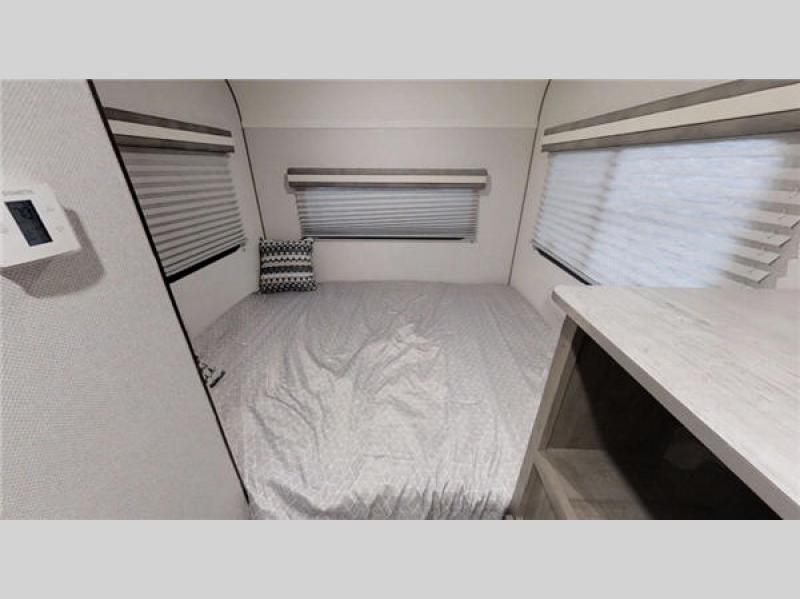 2018 Forest River No Boundaries 16.5, $ 0