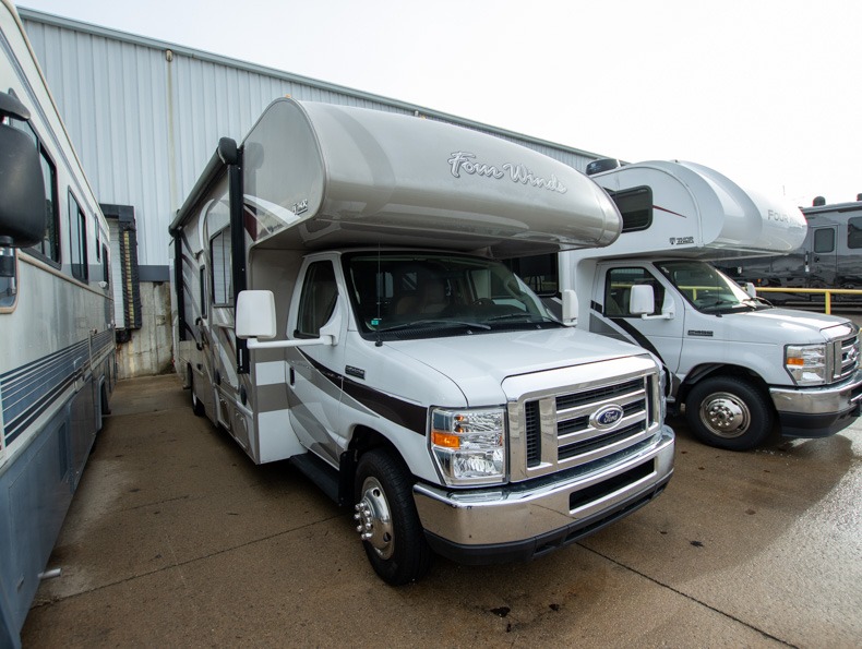 2016 Thor Motor Coach Four Winds 28Z, $ 0