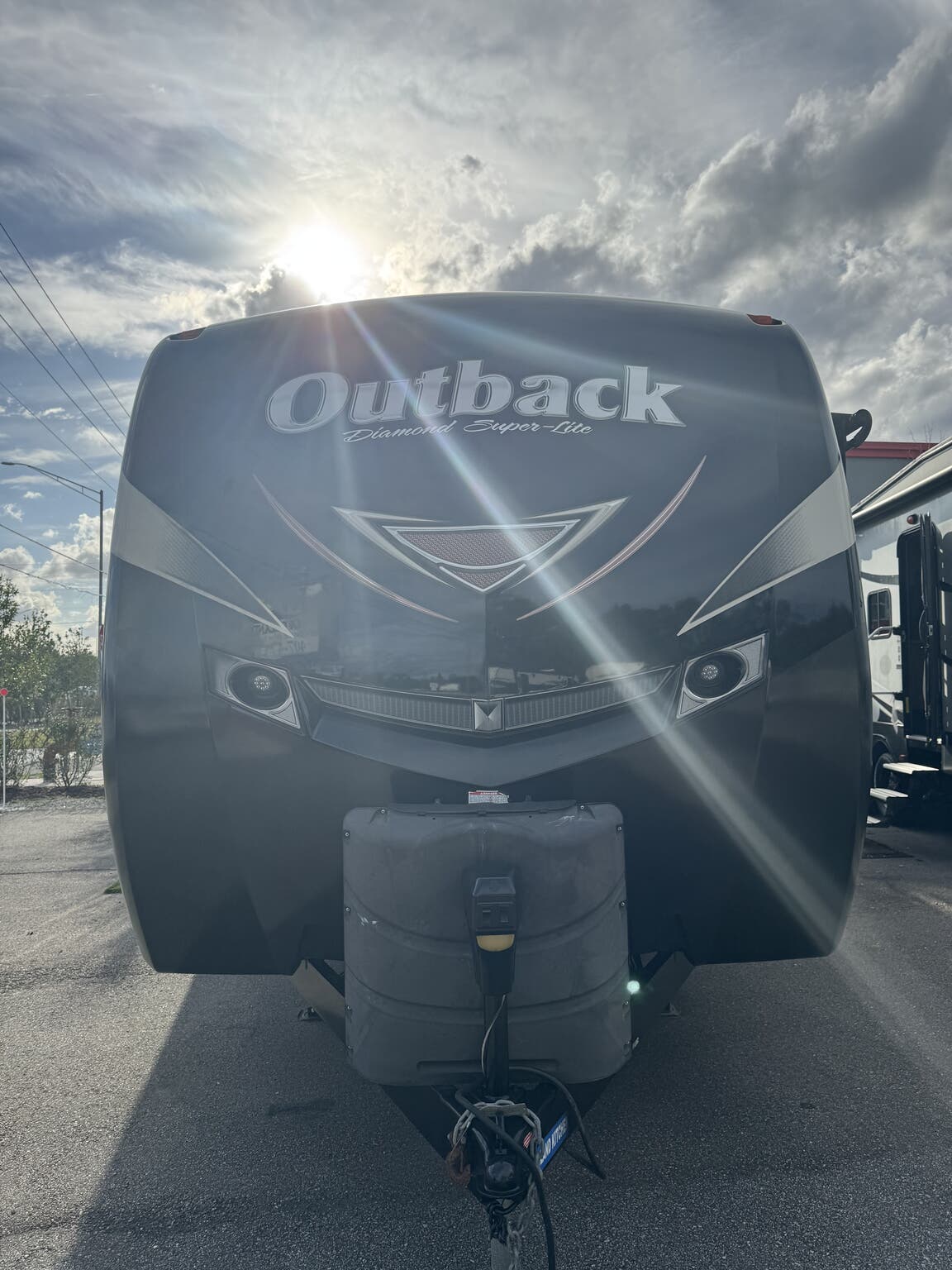 2016 Keystone Outback Diamond Super-Lite 316RL, $ 18,495