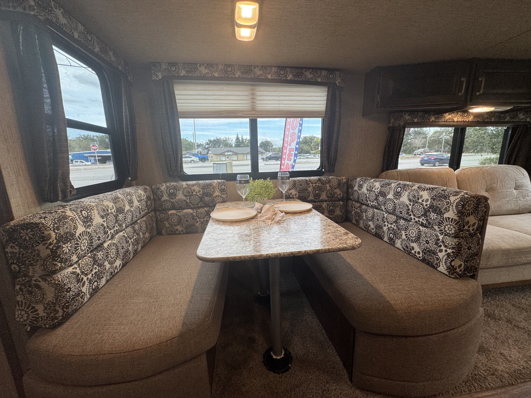 2016 Keystone Outback Diamond Super-Lite 316RL, $ 18,495