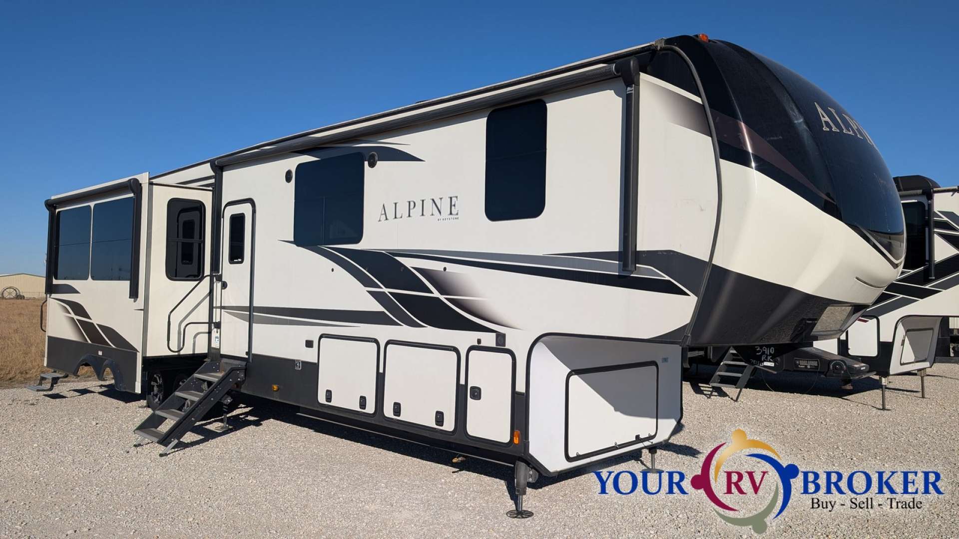 2021 Keystone Alpine 3910RK, $ 53,000