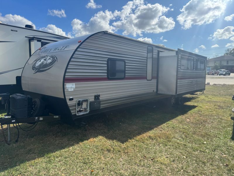 2019 Forest River Grey Wolf, $ 14,900