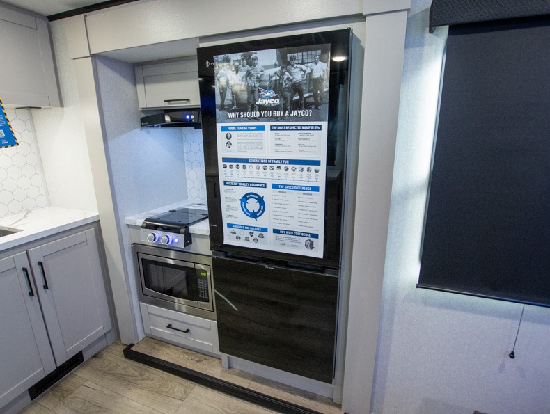 2026 Jayco Jay Feather Air 18MBH, $ 47,416