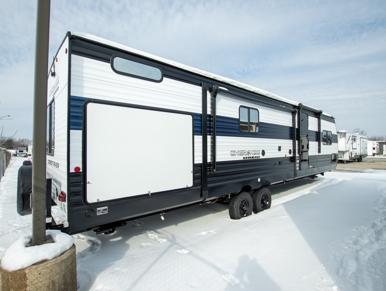 2026 Forest River Cherokee Wolf Den 304SR, $ 62,425