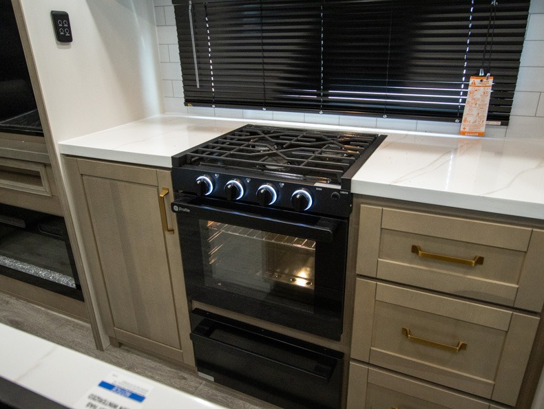 2026 Jayco Eagle 321RSTS, $ 103,140