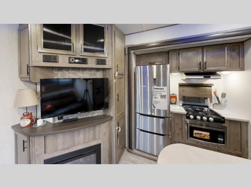 2019 Forest River Vengeance 348A13, $ 0