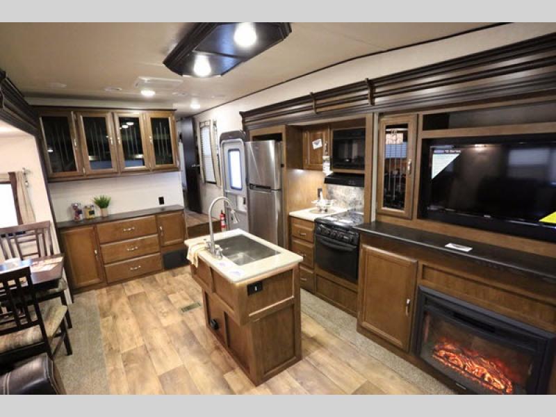 2017 Forest River Wildwood Heritage Glen Hyper Lyt, $ 0