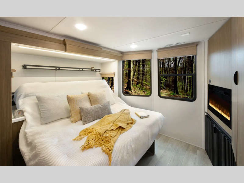 2026 Forest River Salem Grand Villa 42ICE, $ 0