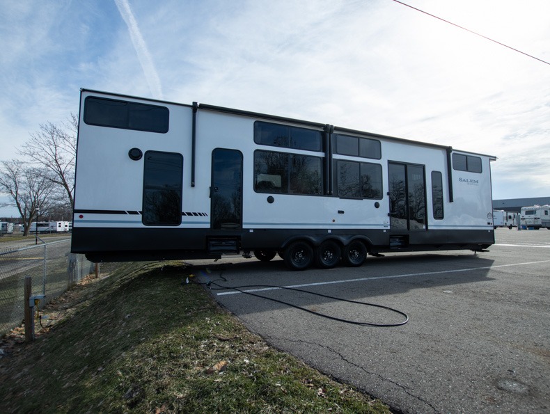 2026 Forest River Salem Grand Villa 42ZEN, $ 0