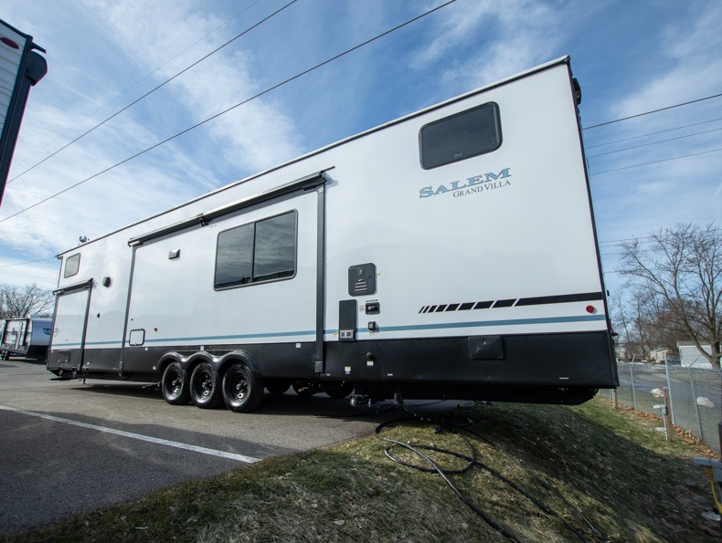 2026 Forest River Salem Grand Villa 42ZEN, $ 0