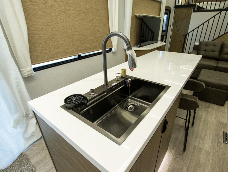 2026 Forest River Salem Grand Villa 42ZEN, $ 0