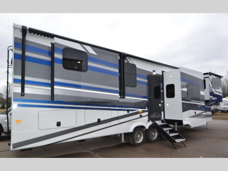 2026 Forest River Riverstone 425FO, $ 222,378