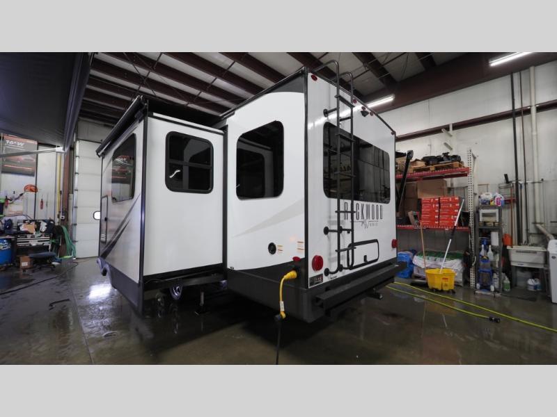 2025 Forest River Rockwood Ultra Lite 2618RD, $ 59,745