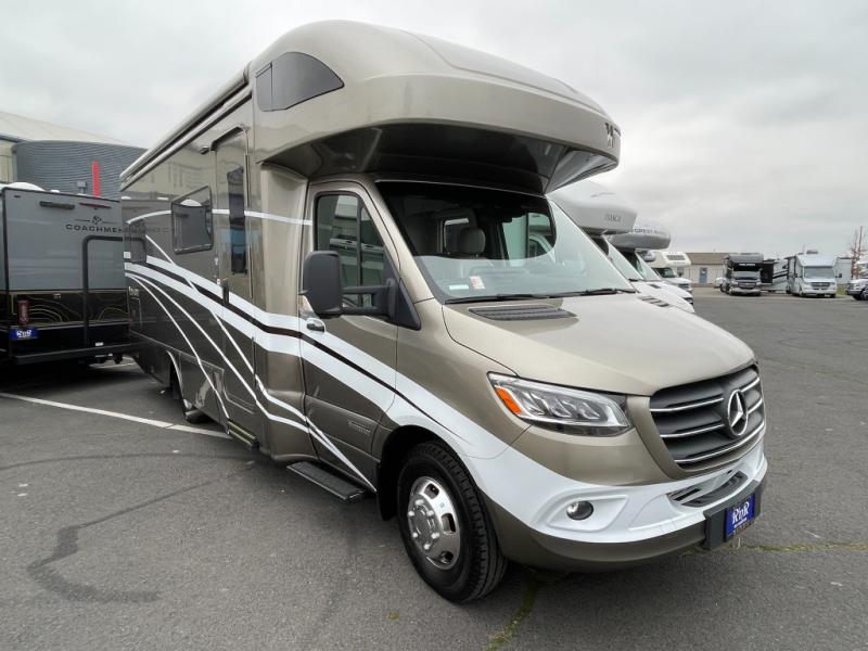 2022 Winnebago Navion 24V, $ 129,990