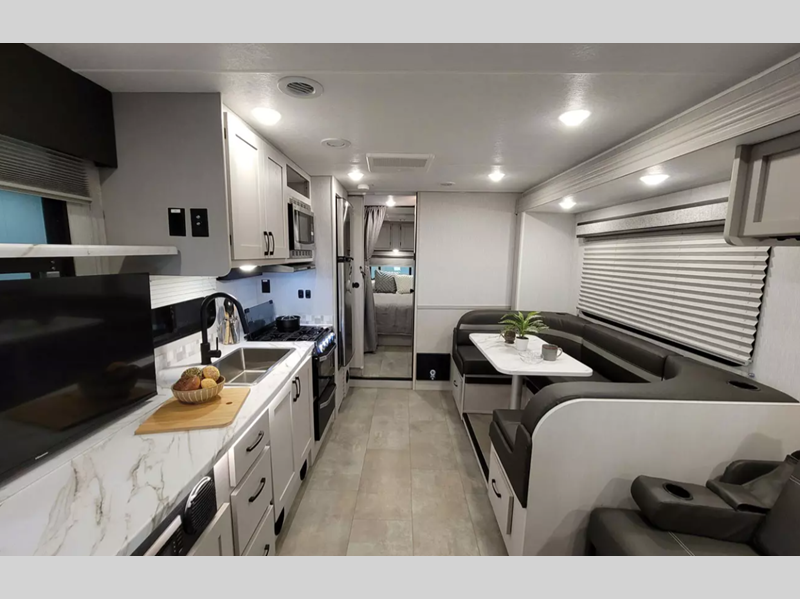 2023 Coachmen Freelander 31MB, $ 89,990