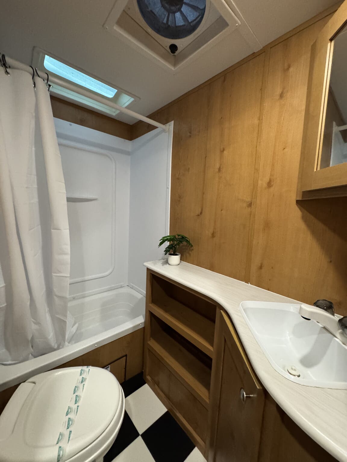 2023 Riverside RV Retro 240BH, $ 20,495