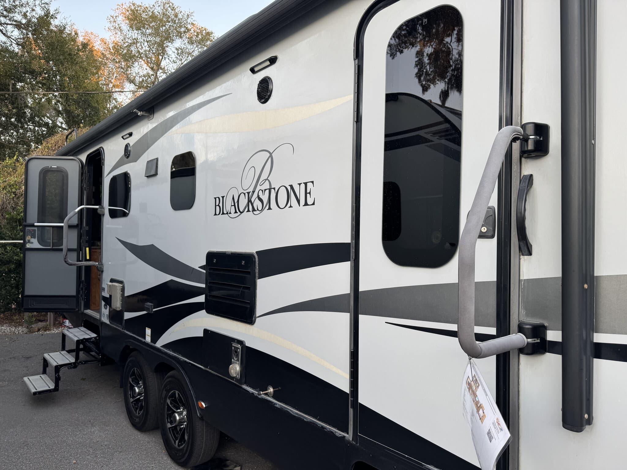 2016 Outdoors RV Blackstone 260RDSB, $ 23,950
