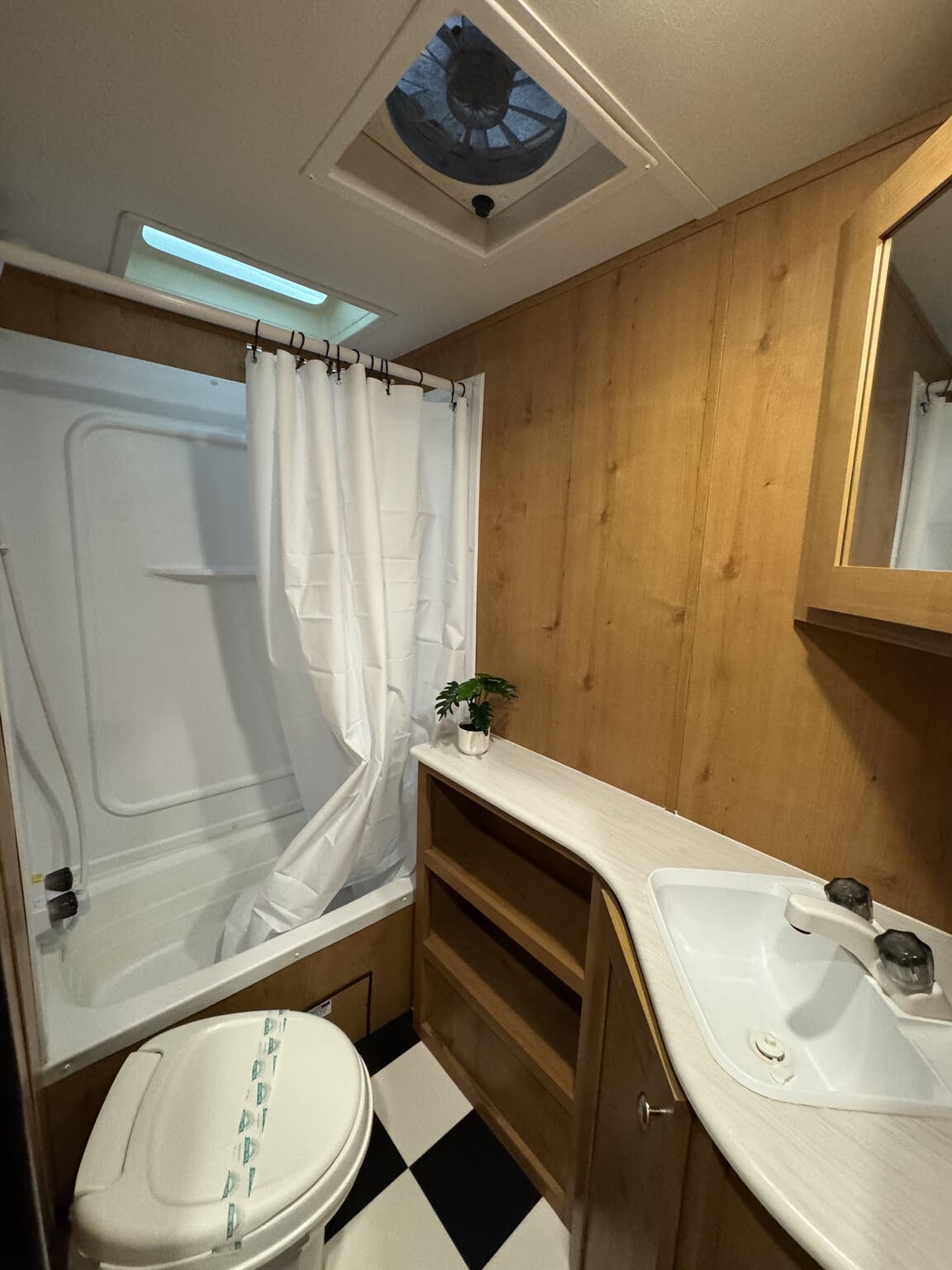 2023 Riverside RV Retro 240BH, $ 20,495