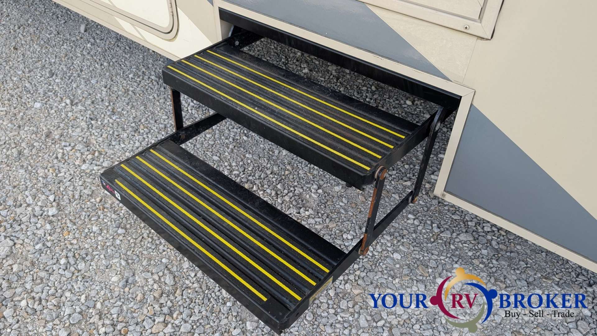 2022 Winnebago Sunstar 29V, $ 89,900