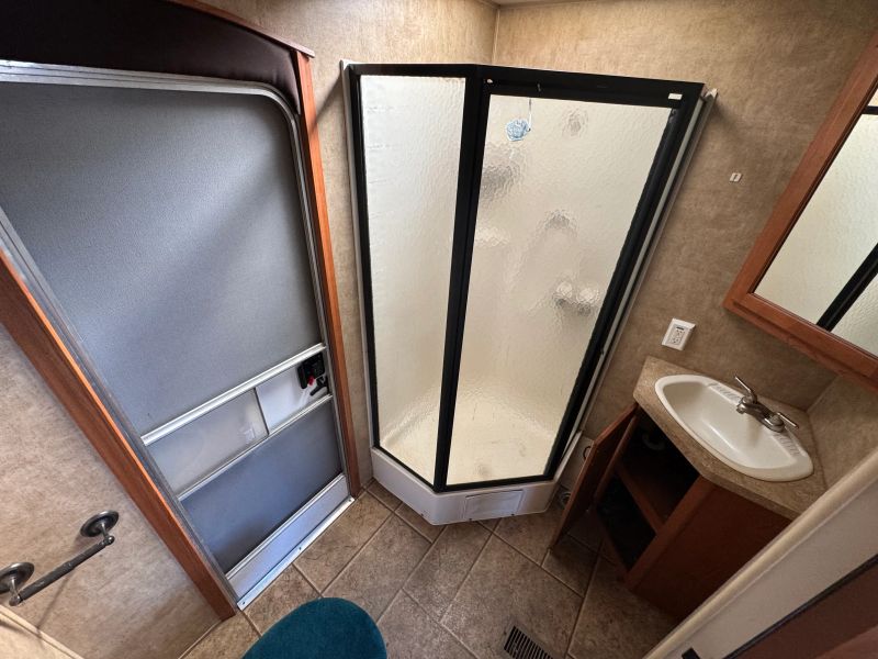 2013 Forest River Cherokee, $ 9,900