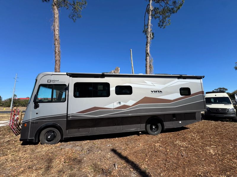 2024 Winnebago Vista NPF, $ 120,000