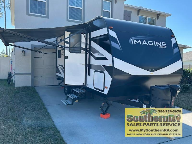 2022 Grand Design Imagine XLS 17MKE, $ 17,500