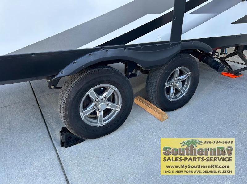 2022 Grand Design Imagine XLS 17MKE, $ 17,500