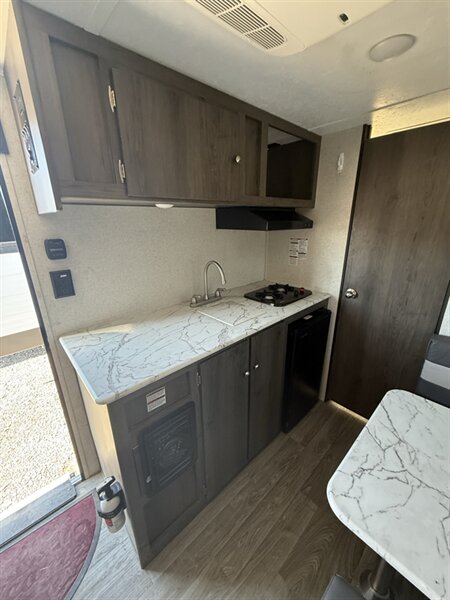 2020 Coachmen Viking, $ 8,899