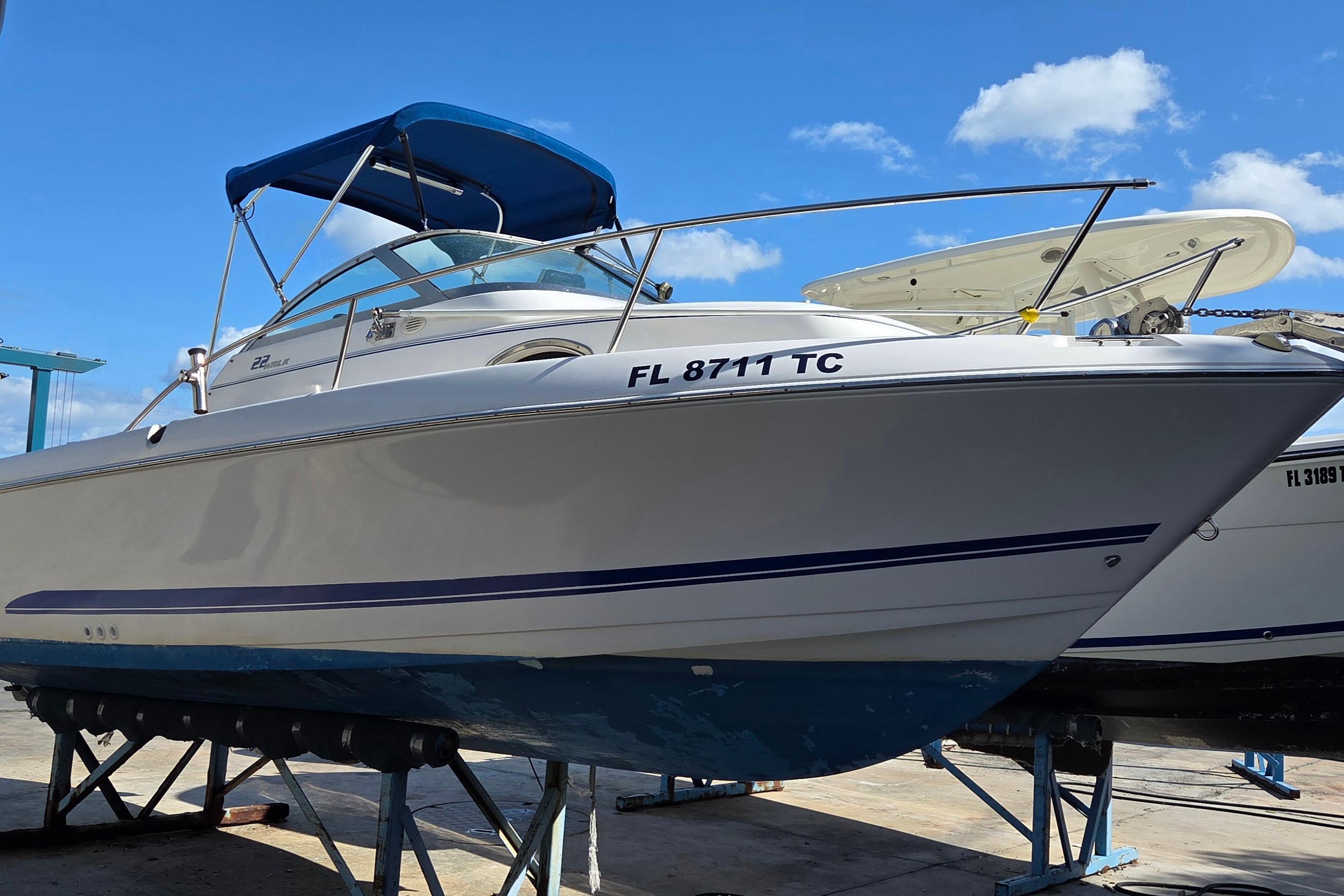 2001 Pro-Line 22 Walkaround, $ 9,900.00