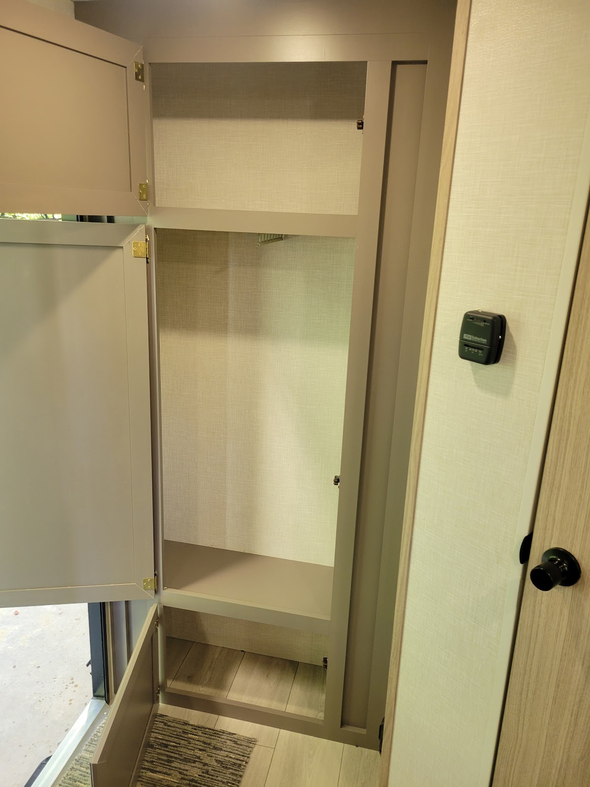 2025 KZ Sportsmen Classic, $ 12,995