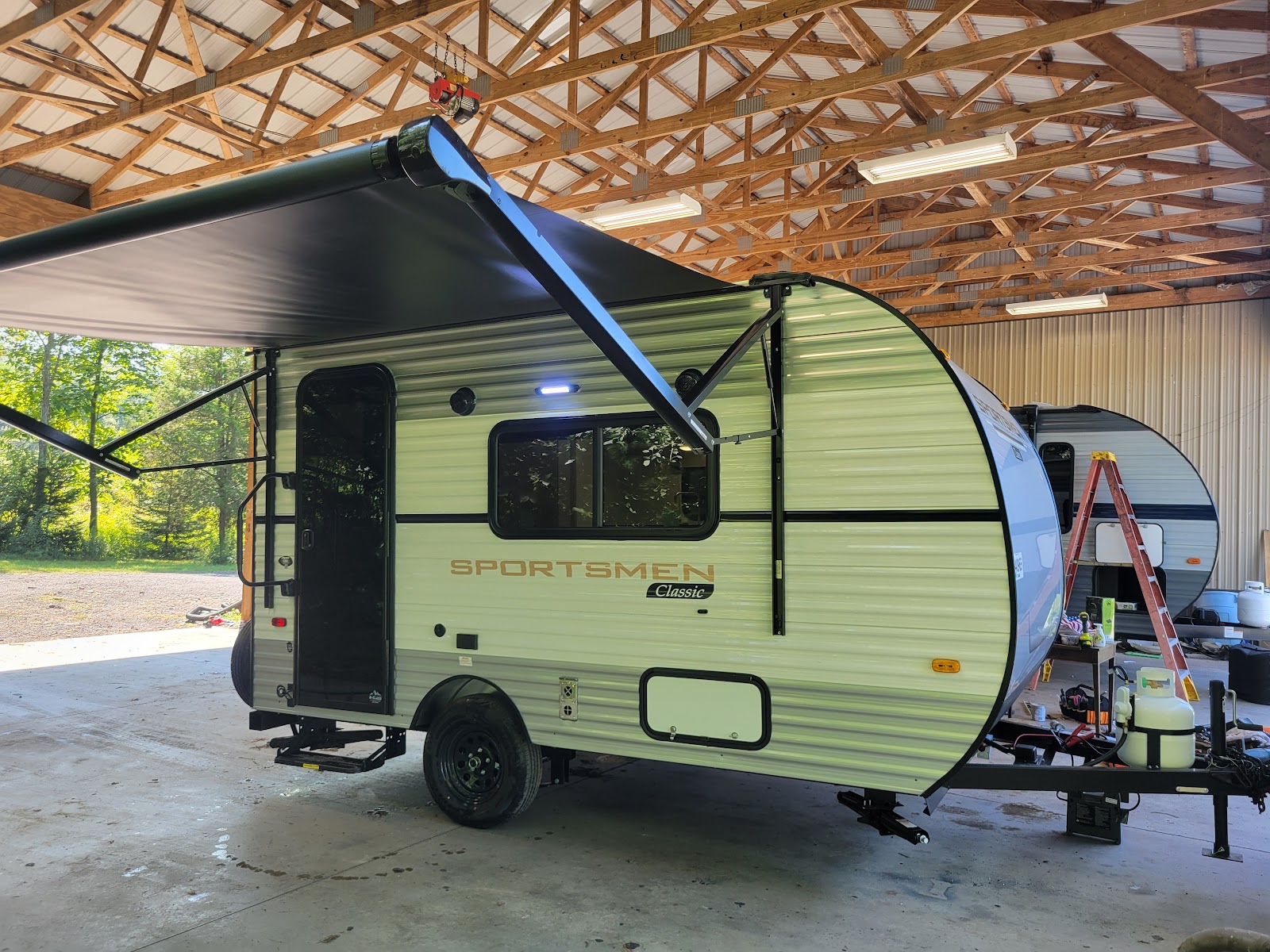 2025 KZ Sportsmen Classic, $ 12,995