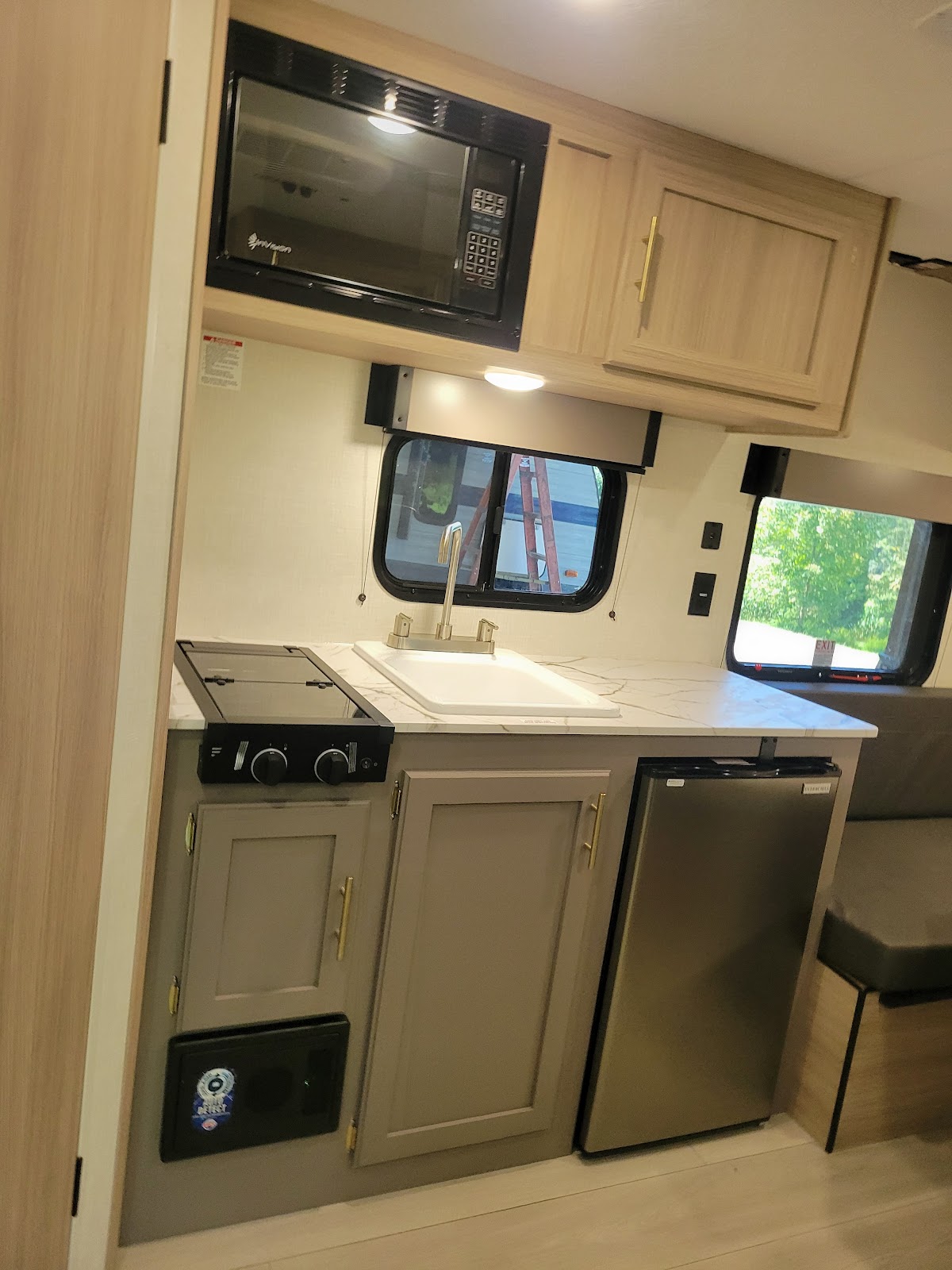 2025 KZ Sportsmen Classic, $ 12,995