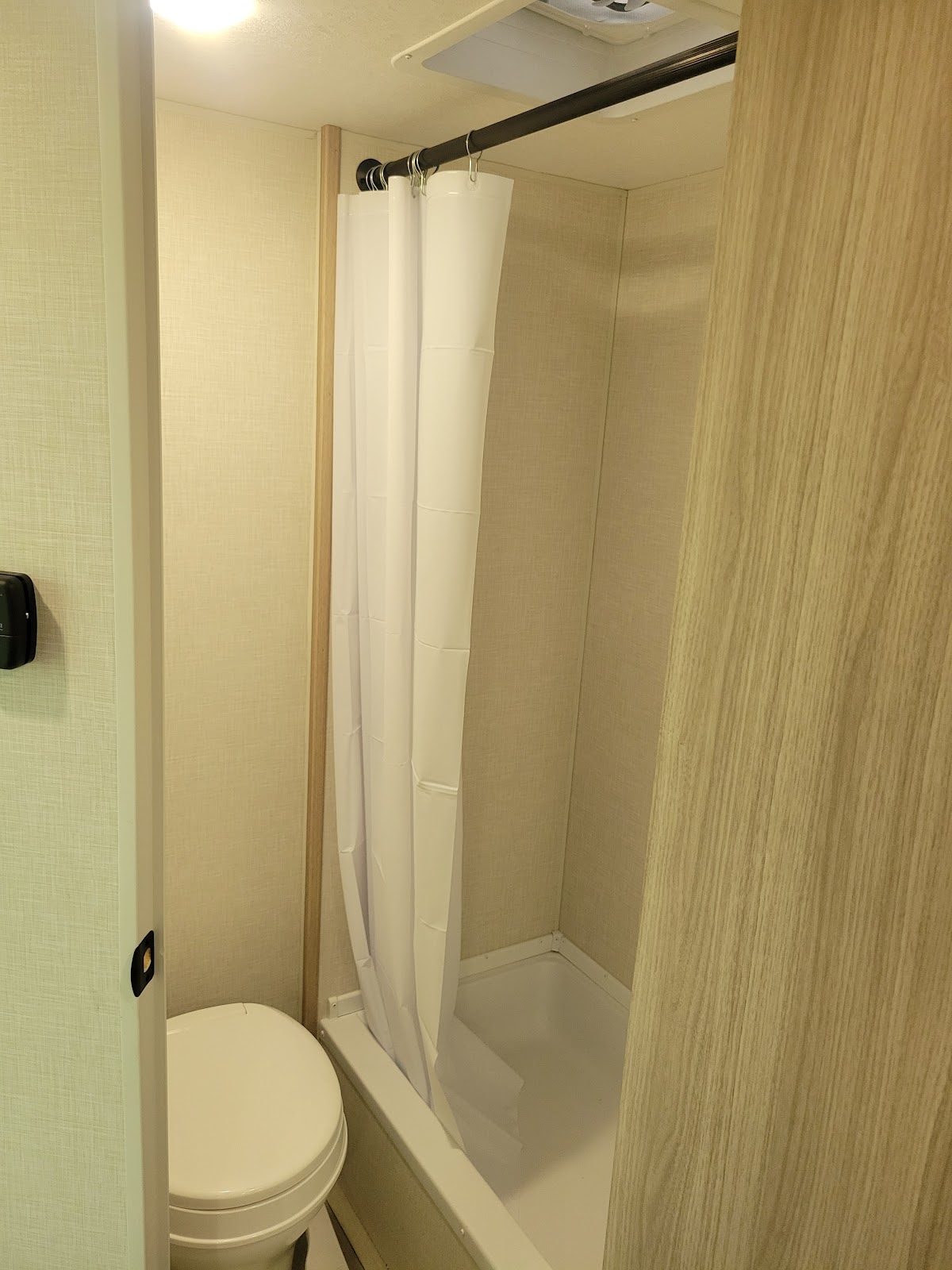 2025 KZ Sportsmen Classic, $ 12,995