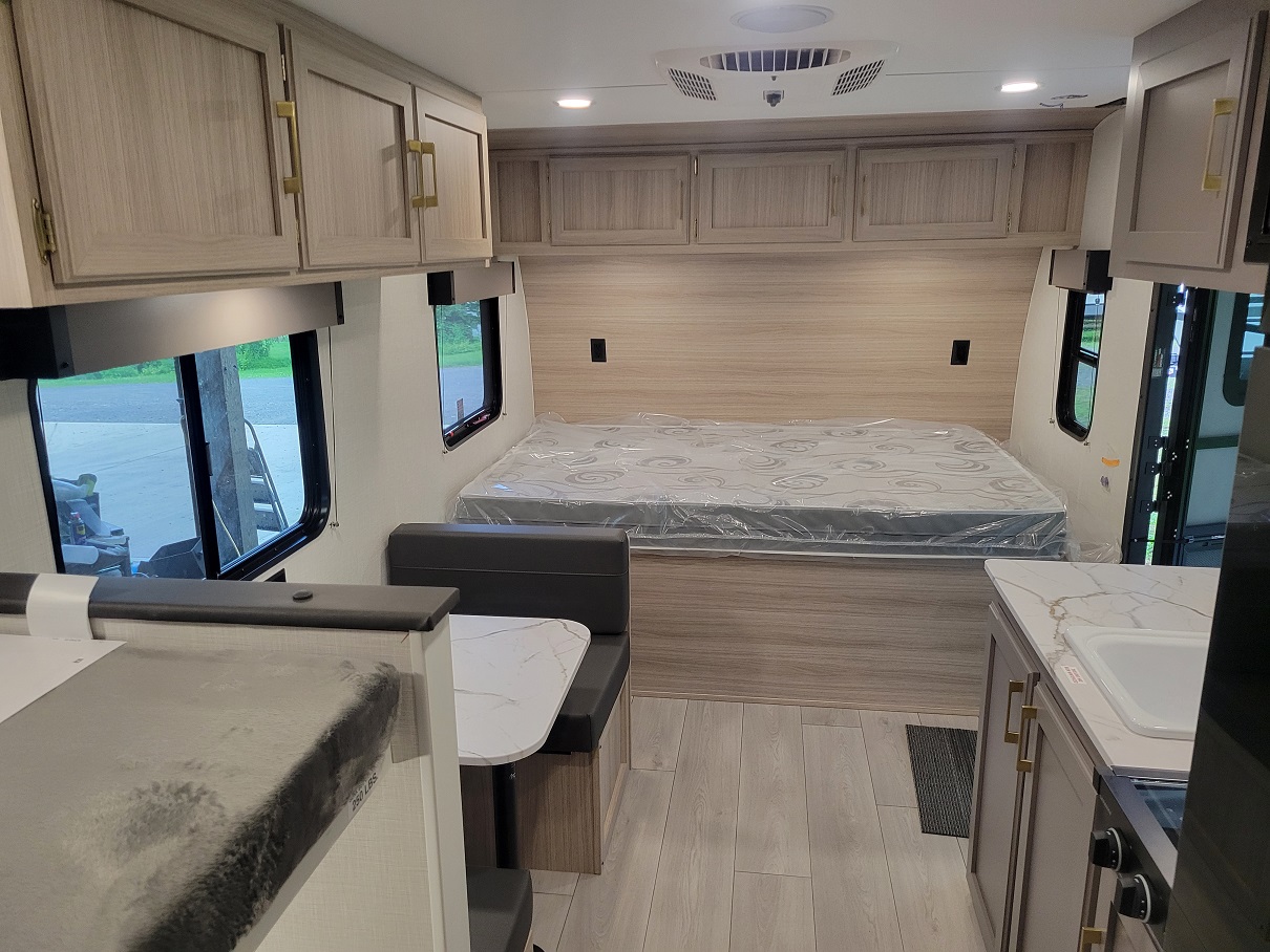 2026 KZ Sportsmen Classic, $ 16,995