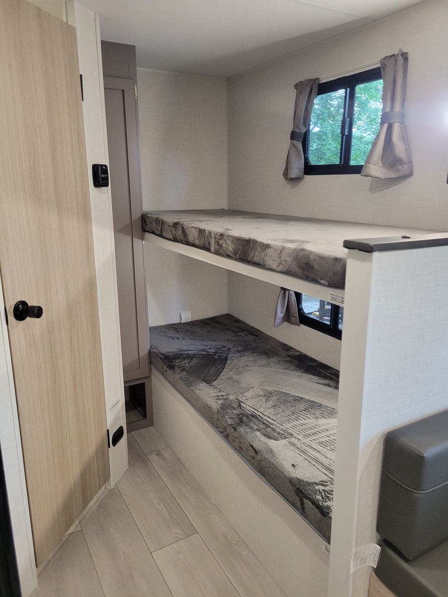 2026 KZ Sportsmen Classic, $ 16,995