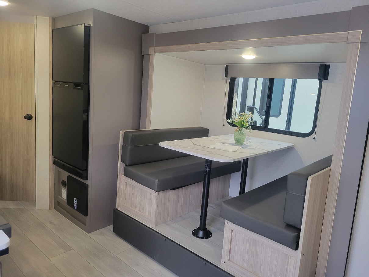 2025 KZ Sportsmen Classic, $ 19,995