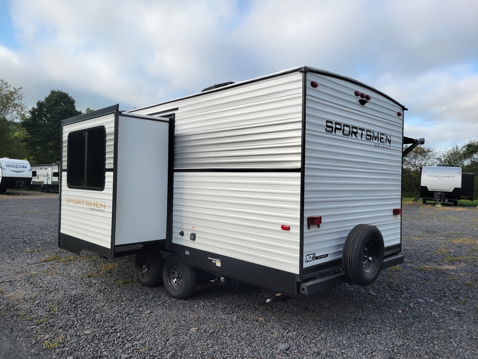 2025 KZ Sportsmen SE, $ 24,995