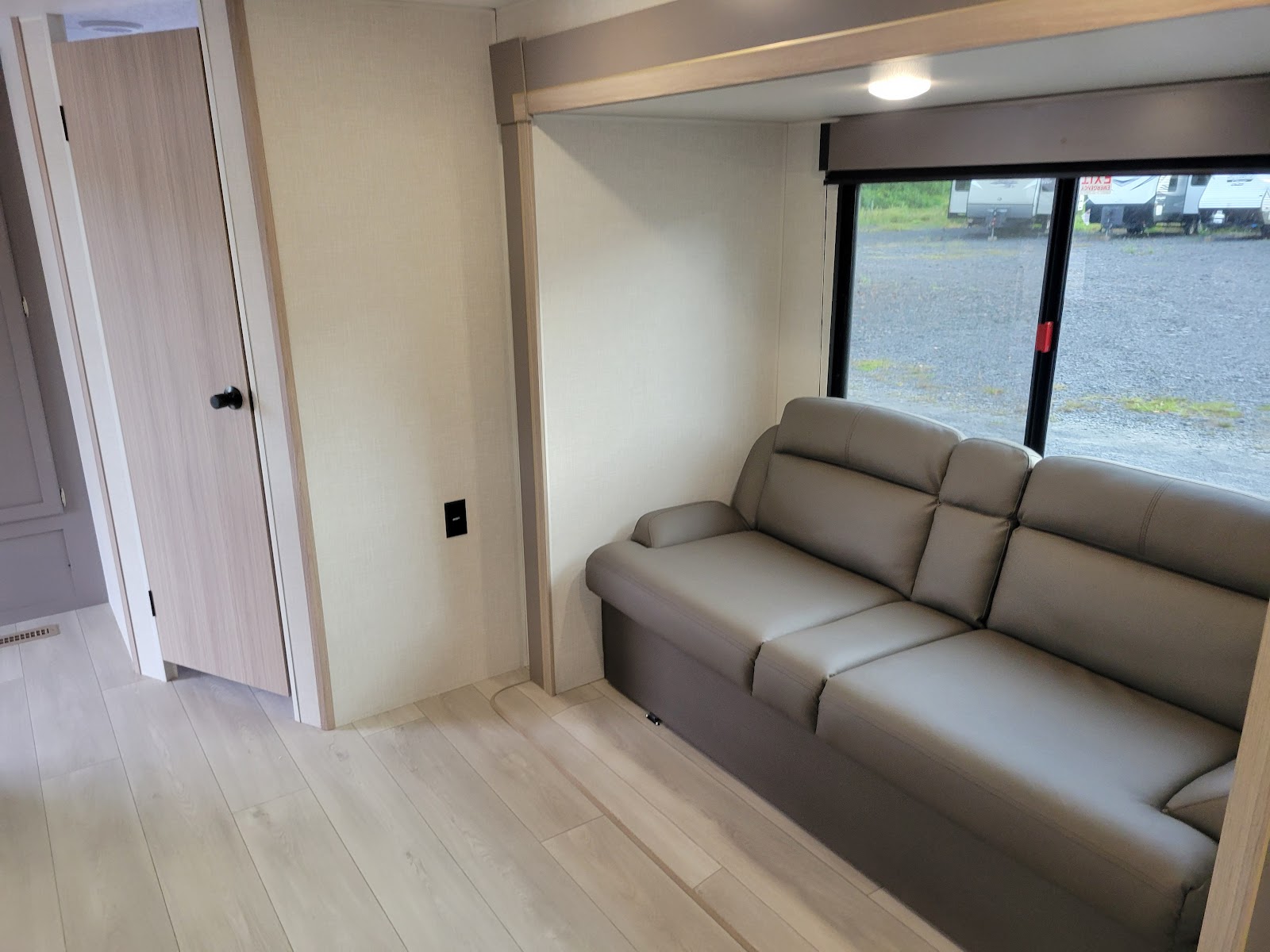 2025 KZ Sportsmen SE, $ 24,995