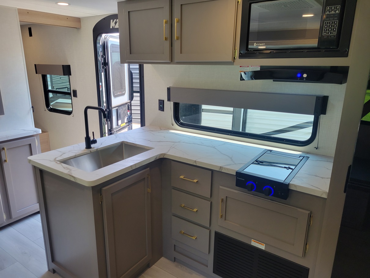 2026 KZ Sportsmen SE, $ 29,995