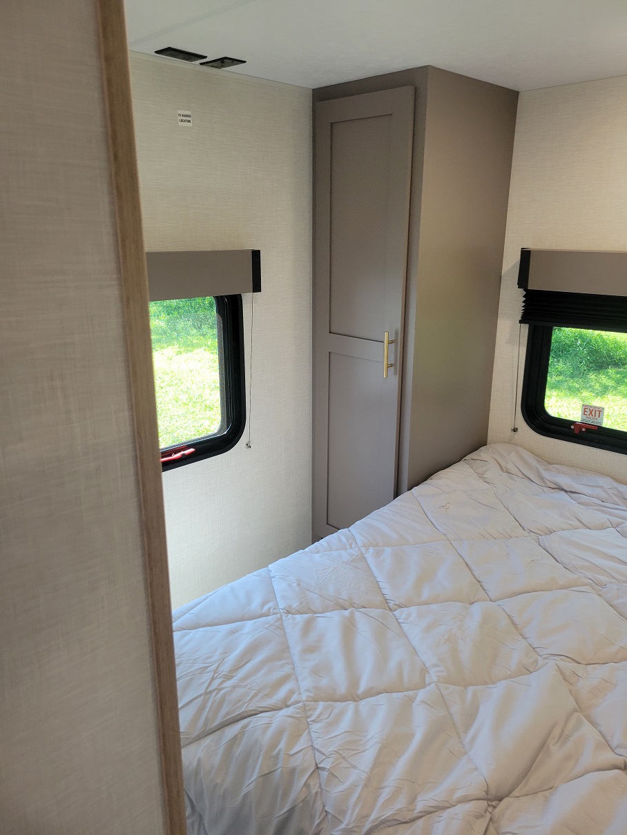 2025 KZ Sportsmen SE, $ 34,995