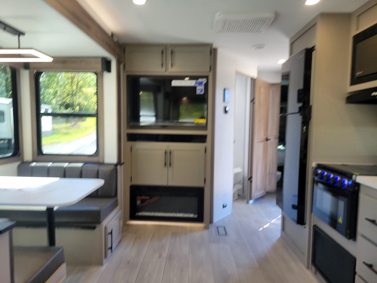 2026 KZ Sportsmen Connect, $ 39,995