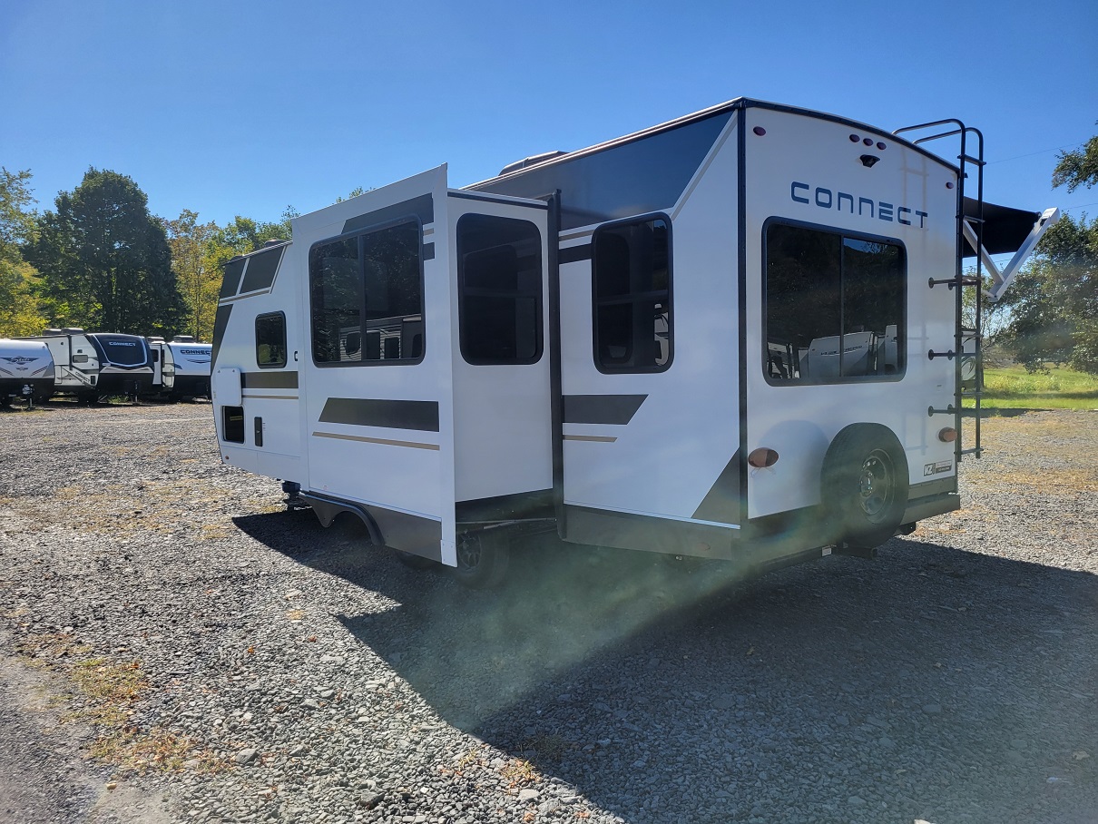 2026 KZ Sportsmen Connect, $ 39,995