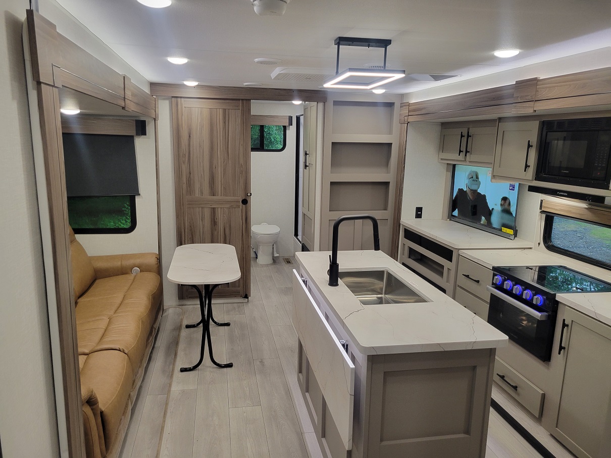 2025 KZ Sportsmen Connect, $ 47,995