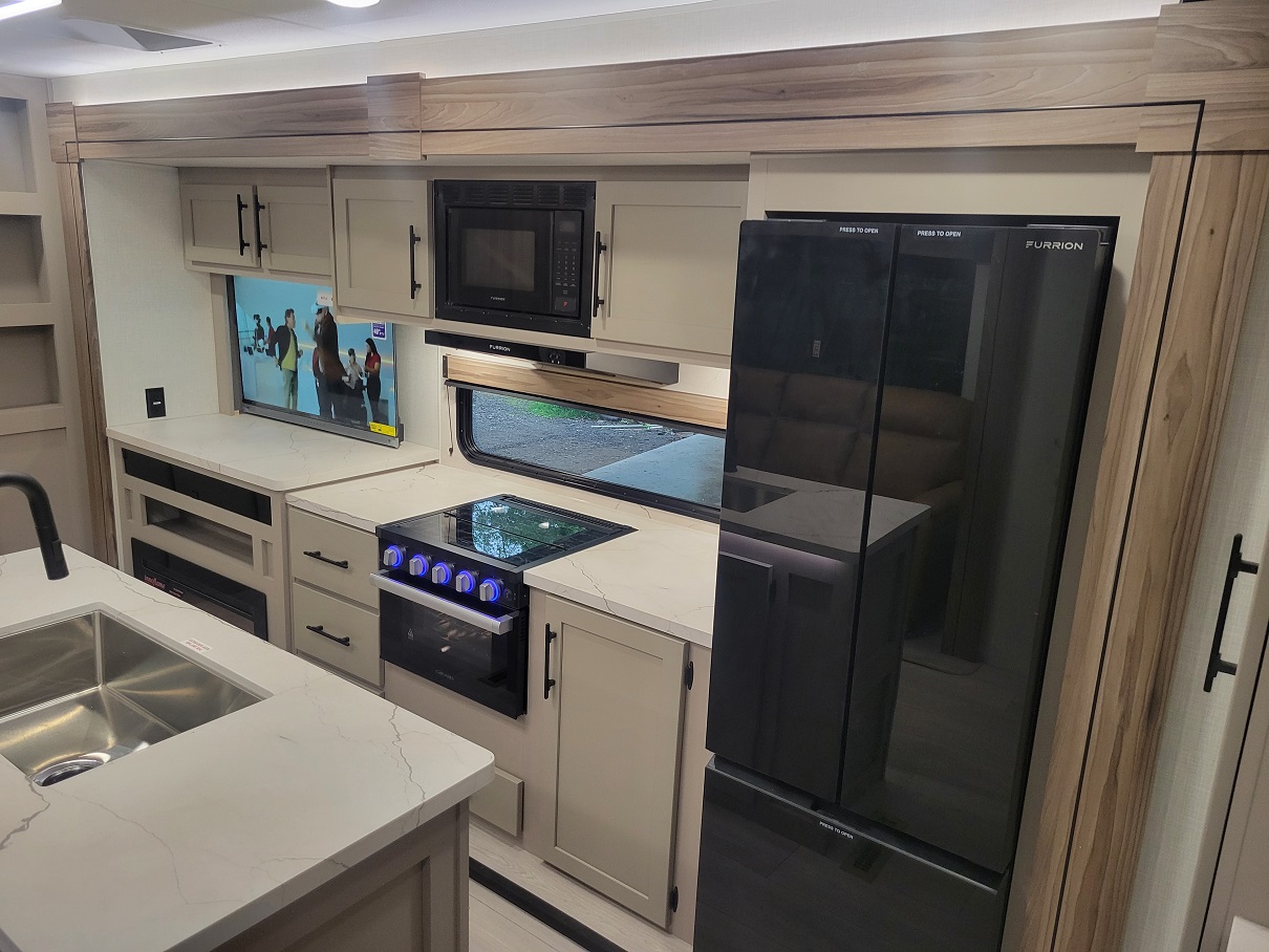 2025 KZ Sportsmen Connect, $ 47,995