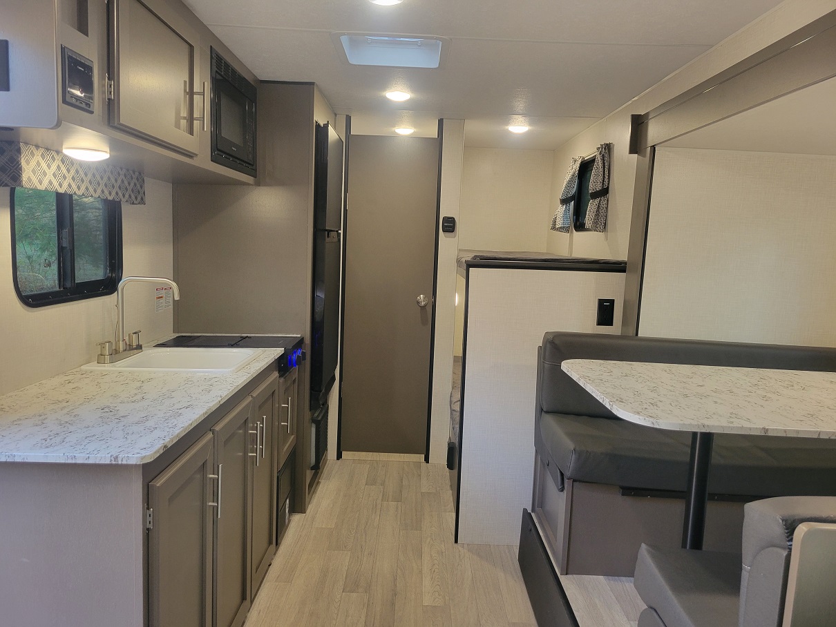 2024 KZ Sportsmen Classic, $ 14,995