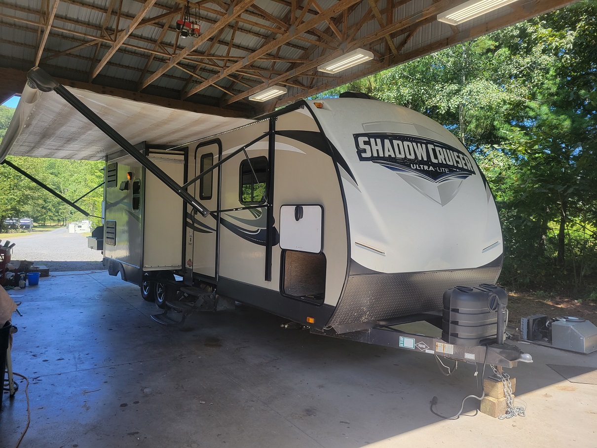 2016 Cruiser RV Shadow Cruiser, $ 15,995