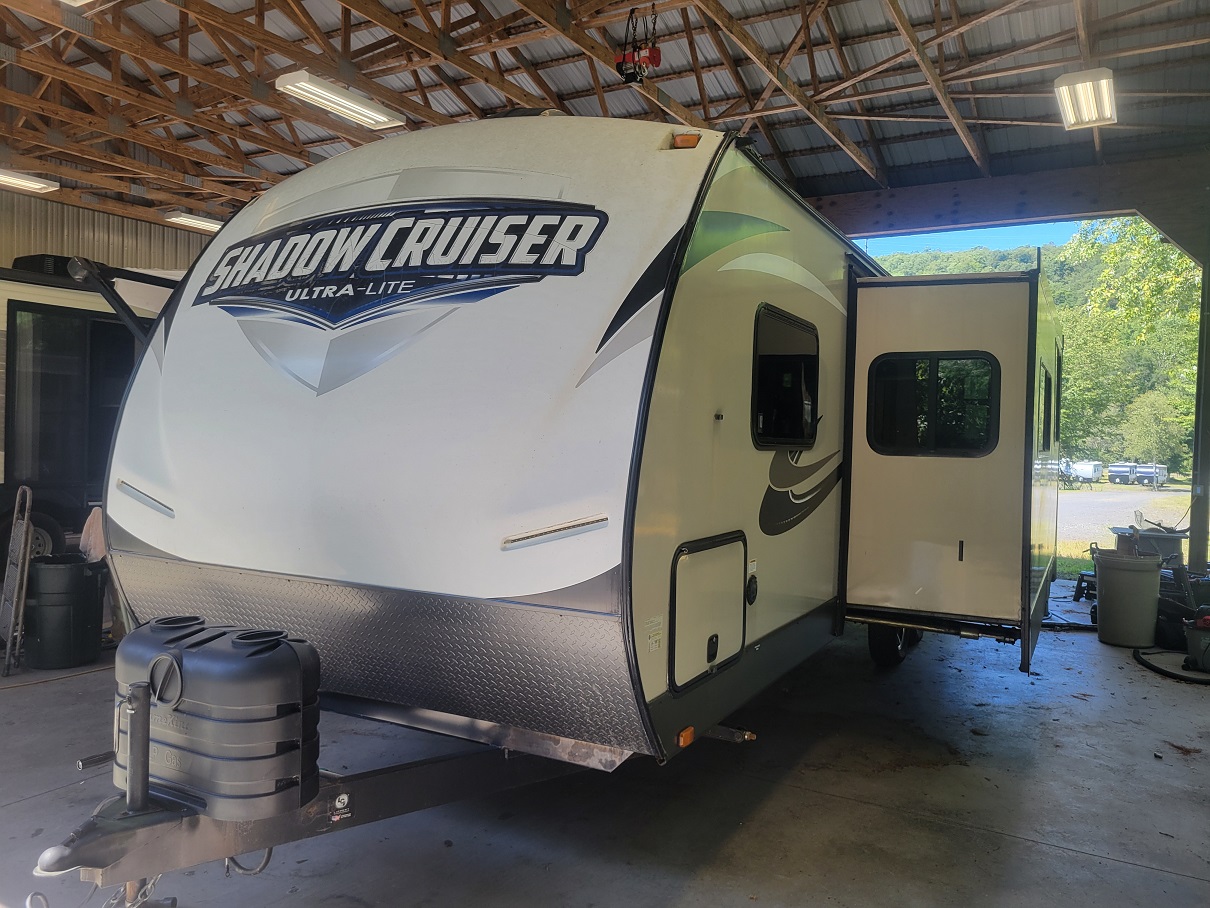 2016 Cruiser RV Shadow Cruiser, $ 15,995