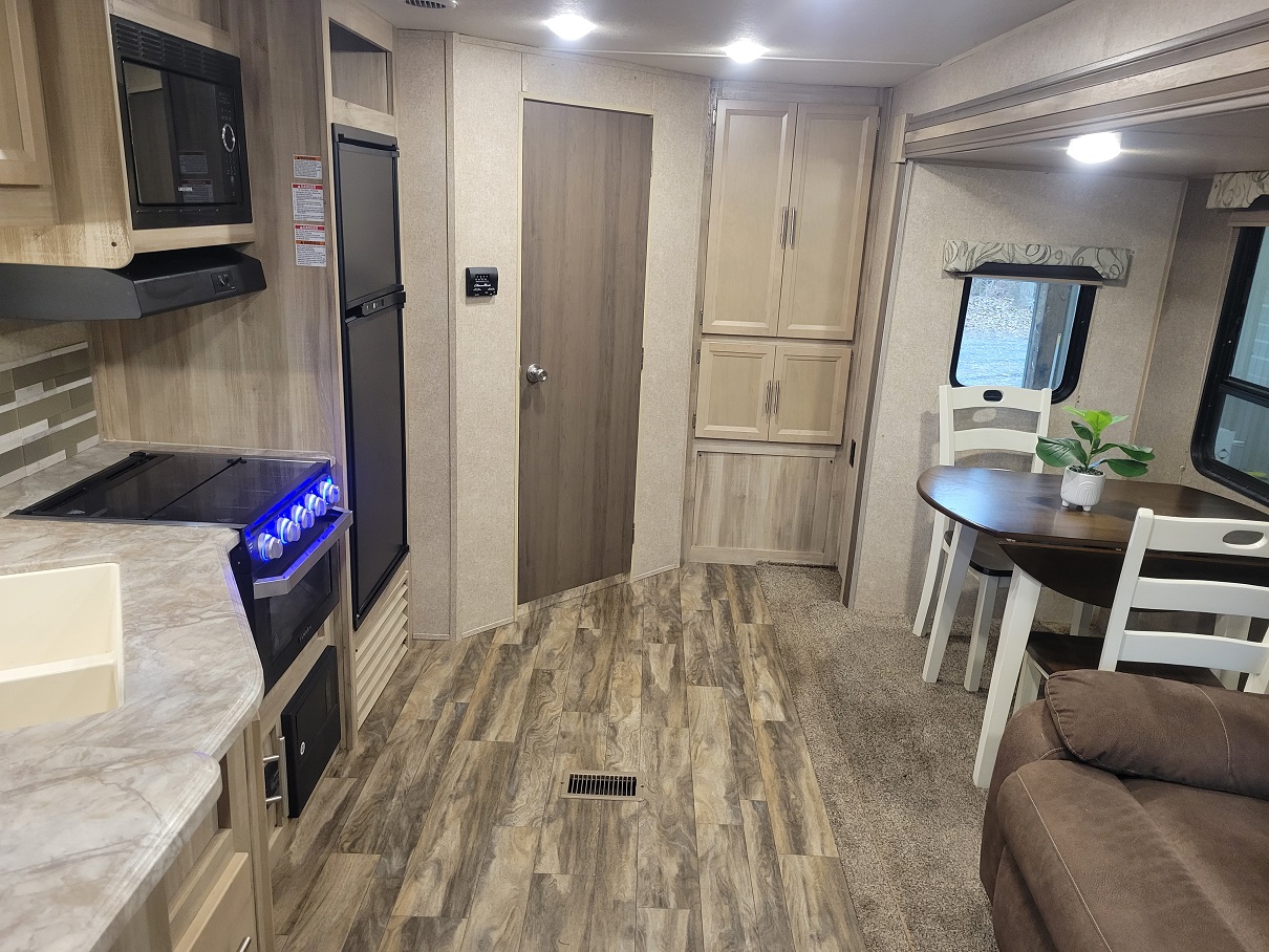 2019 Coachmen Catalina Legacy, $ 15,995